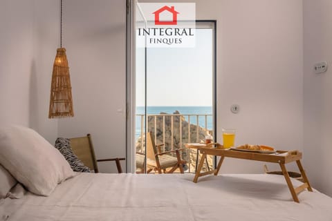 Bedroom, Food, Sea view, Breakfast