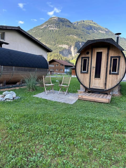 Schlafen im Fass - Schlaffass - Abenteuer - Romantik - Haslifass Farm Stay in Canton of Bern (Region)