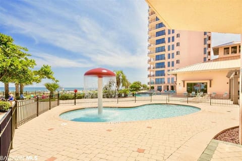 Sea Chase Apartment hotel in Orange Beach