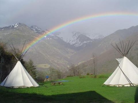 Tipi nature grand confort Luxury tent in Gavarnie-Gèdre