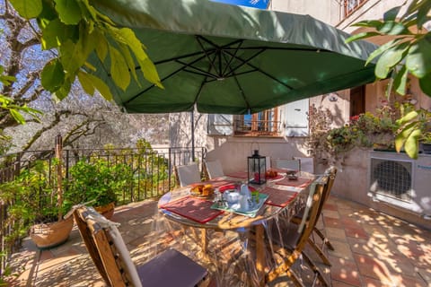 Balcony/Terrace, Dining area