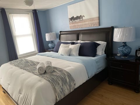 THE YORK HOUSE Vacation rental in Fort Erie