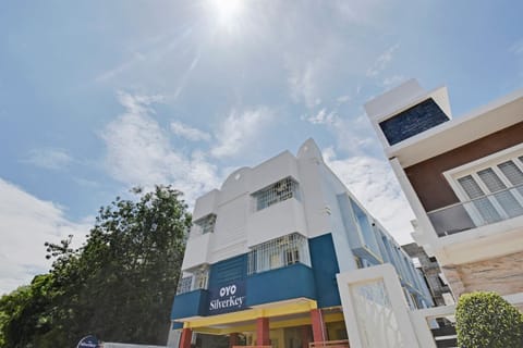 OYO SilverKey 2d Residency Hotel in Coimbatore