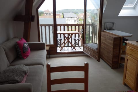 Nice Flat 2 Steps From The Beach Apartment in Cabourg