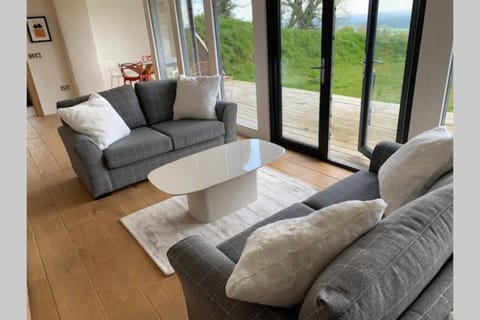 Wilderness Lodge House in Wales