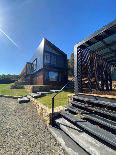 Atelier House in Tasmania