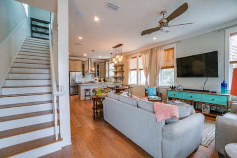 30A Pet Friendly Beach House - The Snazzy Crab Maison in Rosemary Beach