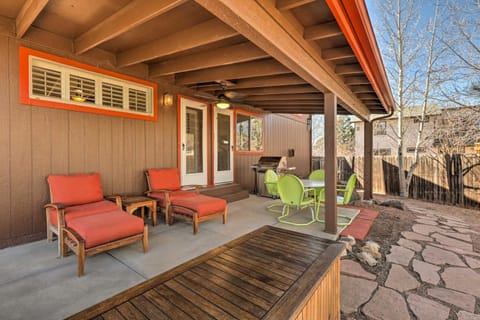 Flagstaff Getaway with Patio about 2 Mi to Downtown! Casa in Flagstaff