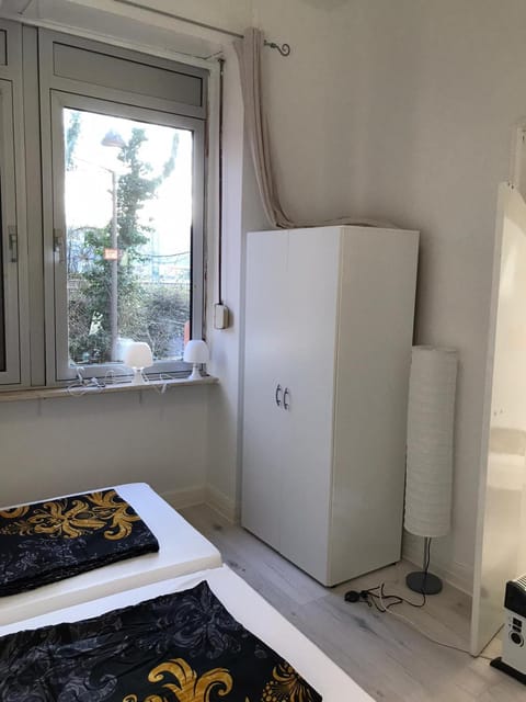 Roter Sandstein Zink Apartment in Mainz