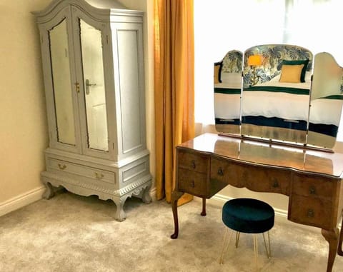 Hill Cottage Apartment in Weston-super-Mare