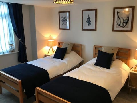 Hill Cottage Apartment in Weston-super-Mare