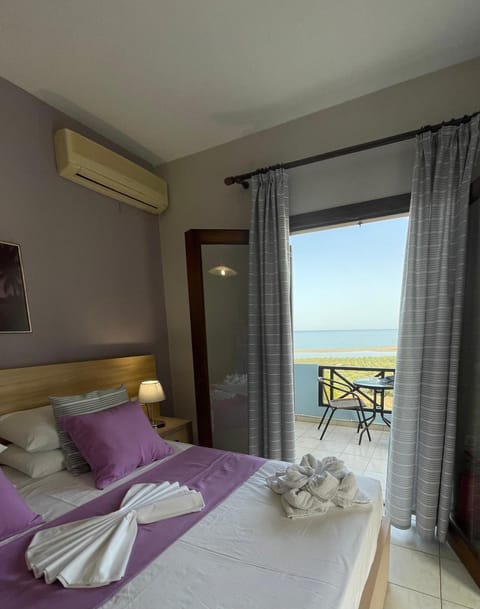 Bedroom, Sea view