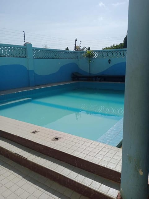 Home Away from Home in this Cosy 1 Bedroom Apartment Copropriété in Mombasa