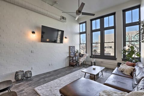 Chic SLC Downtown Studio Loft Walk to Shops Apartment in Salt Lake City