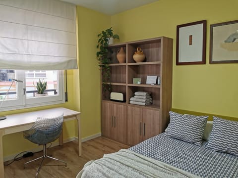 Dos habitaciones dobles en apartamento confortable Alquiler vacacional in L'Hospitalet de Llobregat