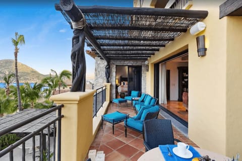 Best Executive-Style Luxury Residence on Property Apartment in Cabo San Lucas