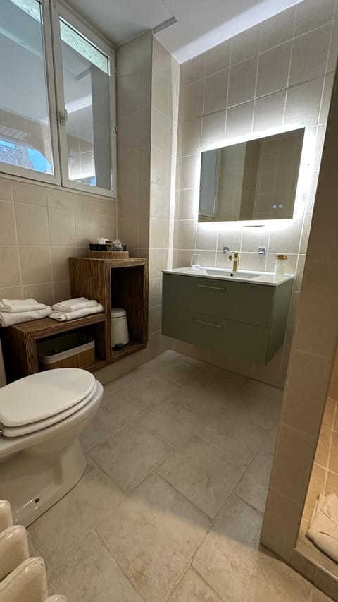 Shower, Bathroom, Bath