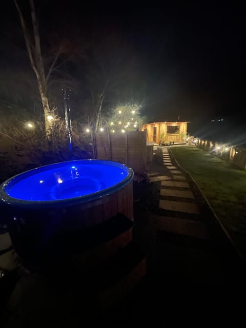 Hot Tub, Sauna, Spa and wellness centre/facilities