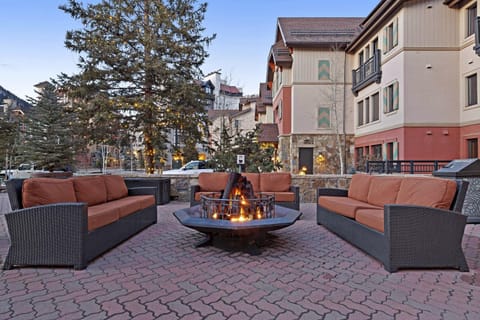 Lion Square Lodge South 564 Apartment in Lionshead Village Vail