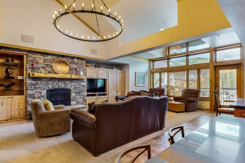 Lion Square Lodge East 310 Apartment in Vail