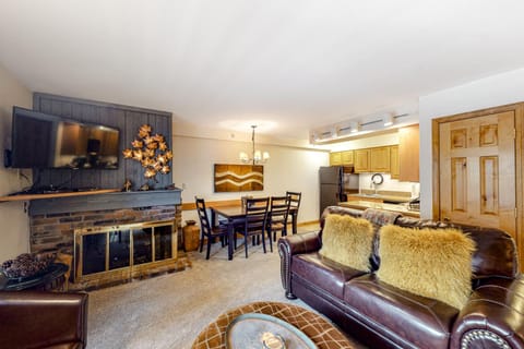 Lion Square Lodge South 466 Apartment hotel in Lionshead Village Vail