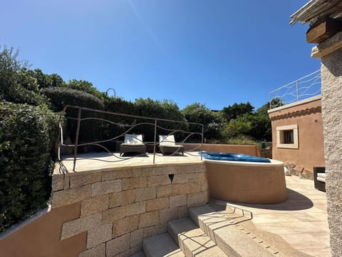 Hot Tub, Pool view