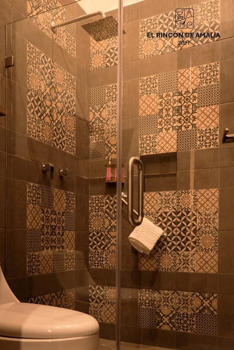 Shower, Bathroom