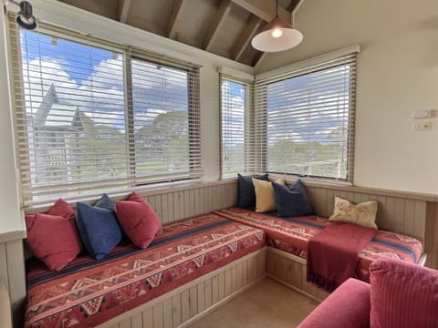 360 Degrees, alpine-getaways Chalet in Dinner Plain