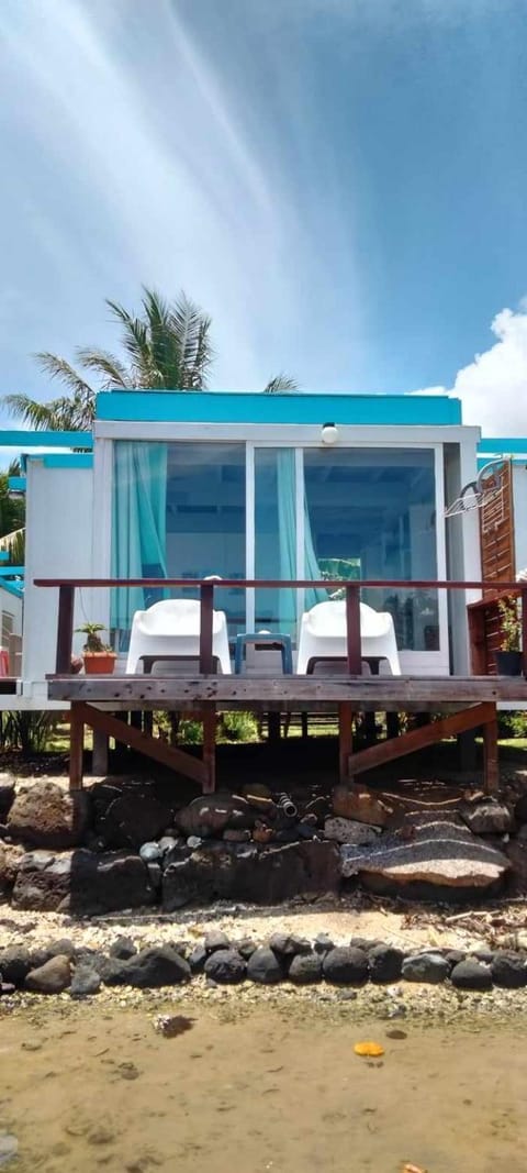 Bungalow blue lagon waterfront Vacation rental in Moorea-Maiao