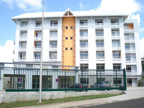 Property building, Facade/entrance