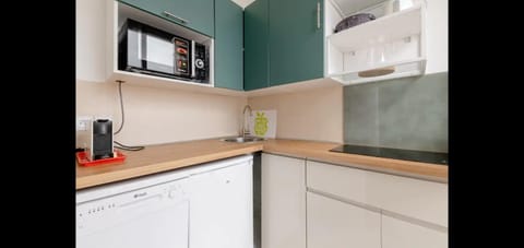 Vieux-port, Panier, magnifique studio avec vue sur mer Apartment in Marseille