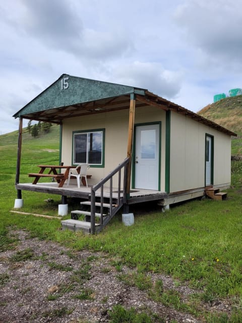 Eagles Landing Campground Nature lodge in Pennington County
