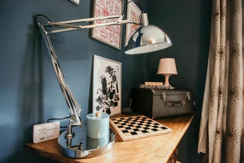 Quirky bohemian Lake District miners cottage- 6 bd House in Barrow-in-Furness District