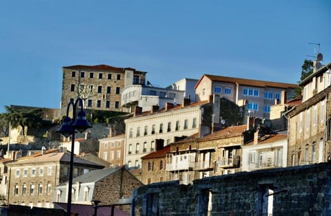 GITES DES ECOLES Apartment in Auvergne-Rhône-Alpes