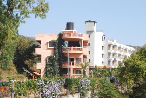 Quinte Hills Residency Villa in Maharashtra