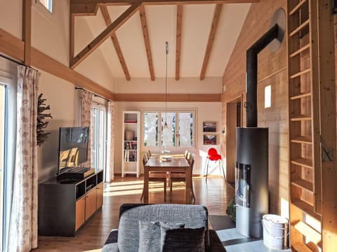 Holiday Home Chalet Ahornen by Interhome House in Grindelwald