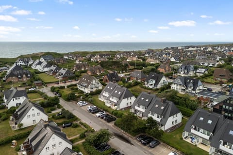 Haus Im Grund 23b Whg 71 Apartment in Wenningstedt-Braderup