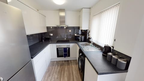 Marina House Apartment in Hull