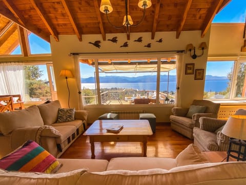 Living room, Lake view