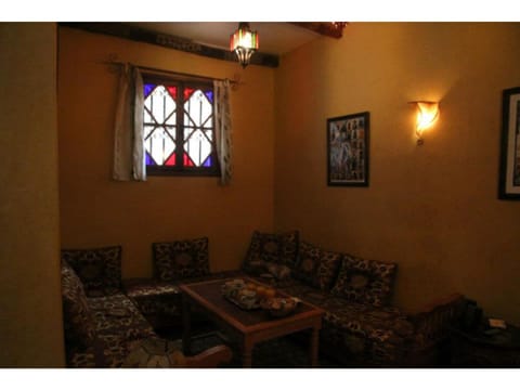 Living room, Decorative detail, Seating area