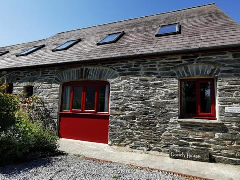 Wellstone Cottages - Coach House Haus in Clydau