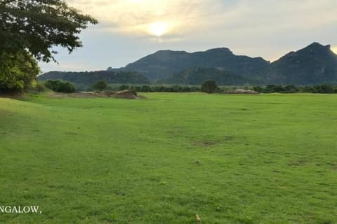 Gaia Lake Bungalow, Kandalama Villa in Dambulla