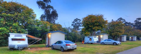 Eden Gateway Holiday Park Camping /
Complejo de autocaravanas in Eden