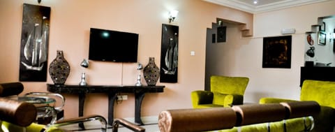 Room in Lodge - Auris Court Suites And Apartments Übernachtung mit Frühstück in Abuja
