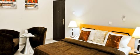 Room in Lodge - Auris Court Suites And Apartments Bed and Breakfast in Abuja