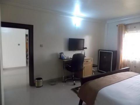 Room in Lodge - Ayalla Hotels and Suites Bed and Breakfast in Abuja
