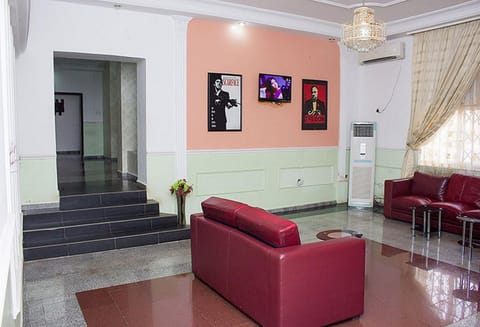 Room in Lodge - Bristlecone Suites and Apartments Bed and Breakfast in Abuja