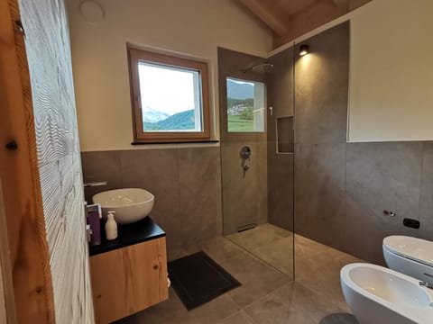 Agriturismo Maso Schneider Bed and Breakfast in Cavalese