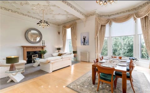 Perfect In The Park Apartment in Glasgow