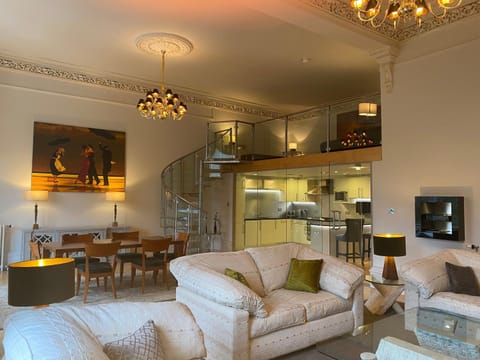 Perfect In The Park Apartment in Glasgow